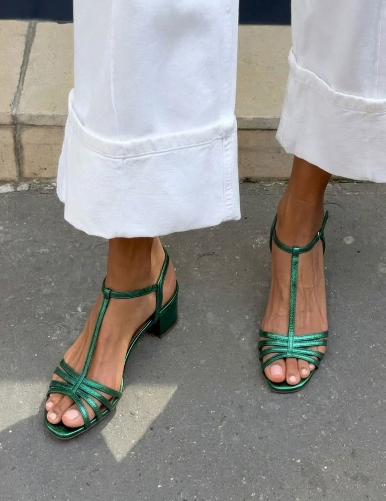 Natálie | Zlaté sandály každodenní elegance